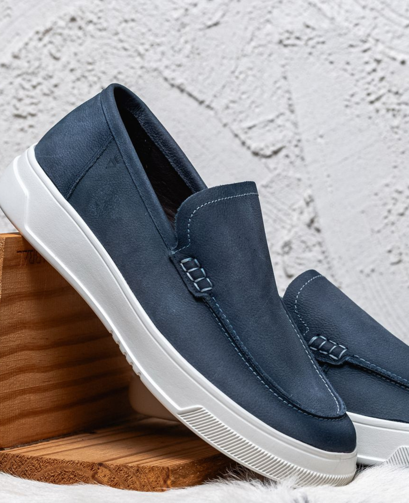 Armani Slip-on Jeans