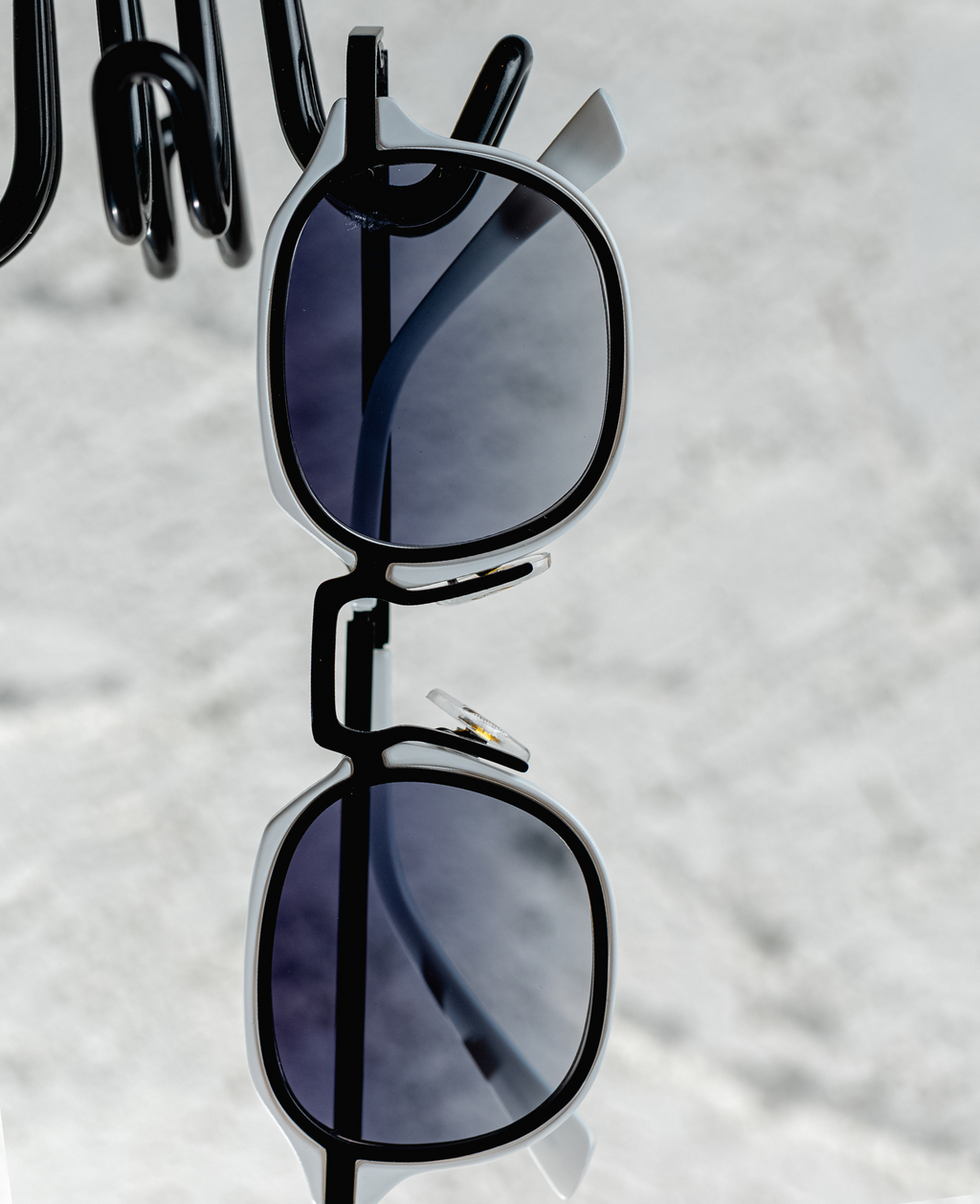 Óculos Teen Branco/Metal Preto