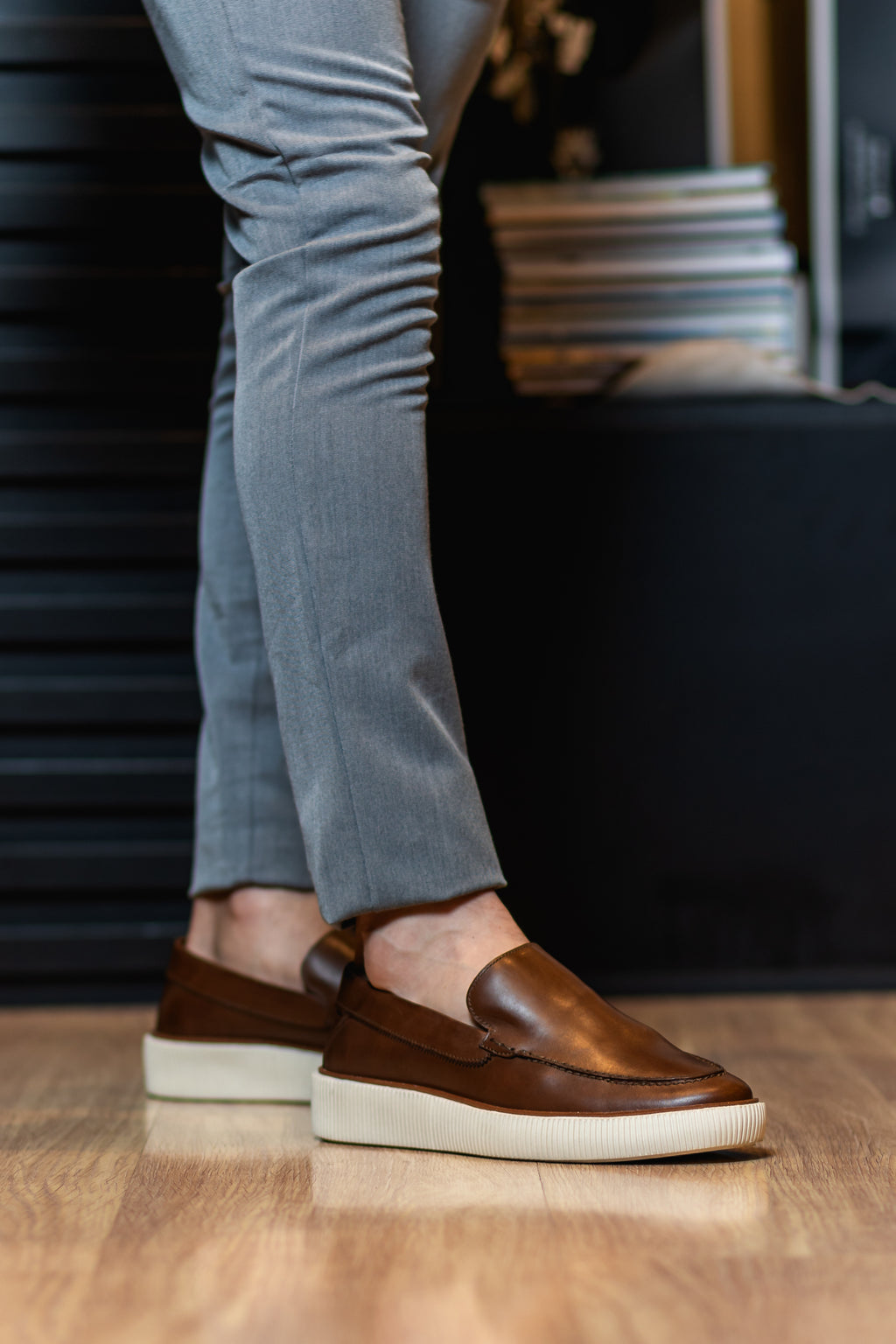 Slip On Cona Conhaque