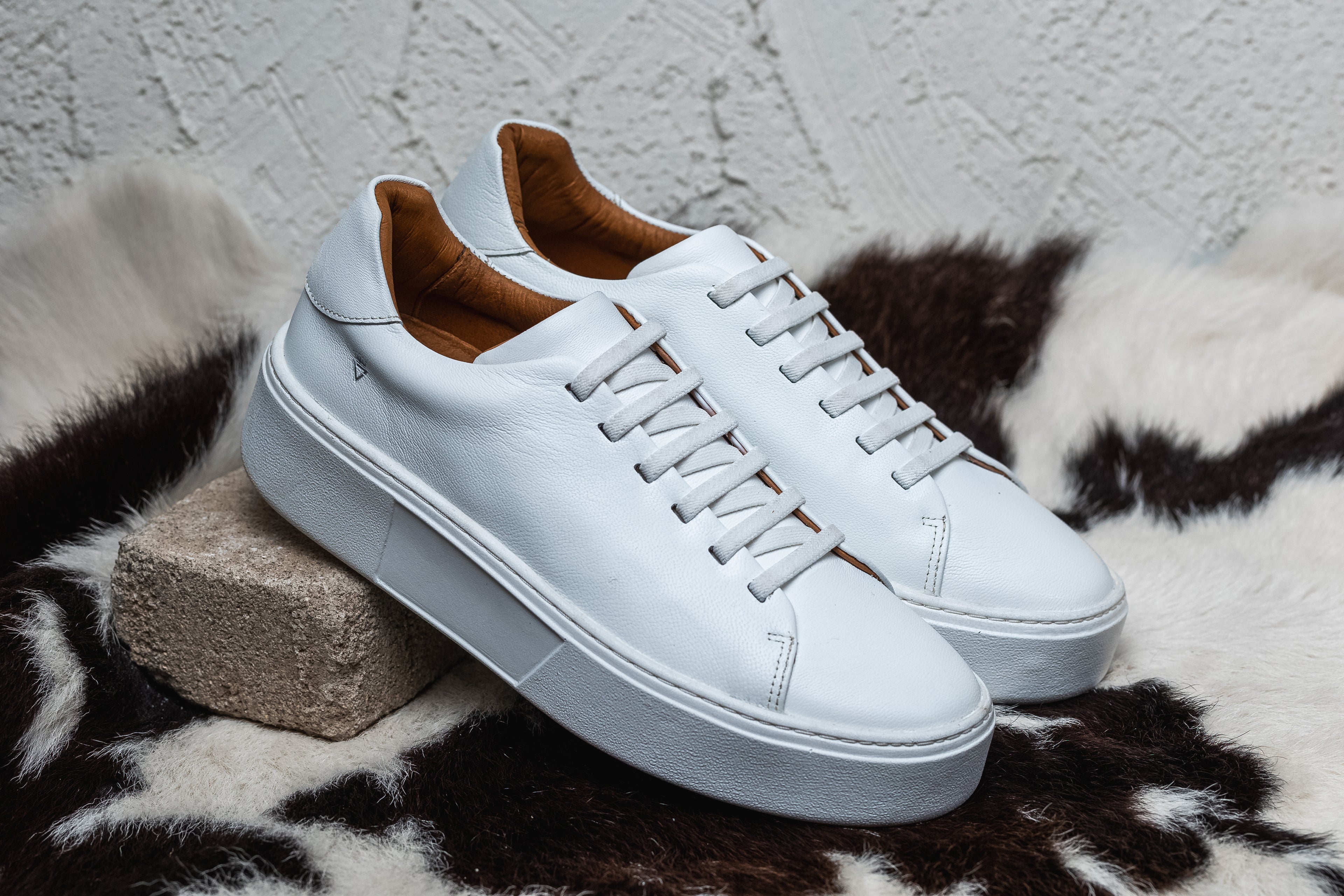 Sneaker Altura Branco