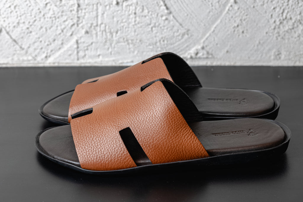 Sandália "H"eit Conhaque