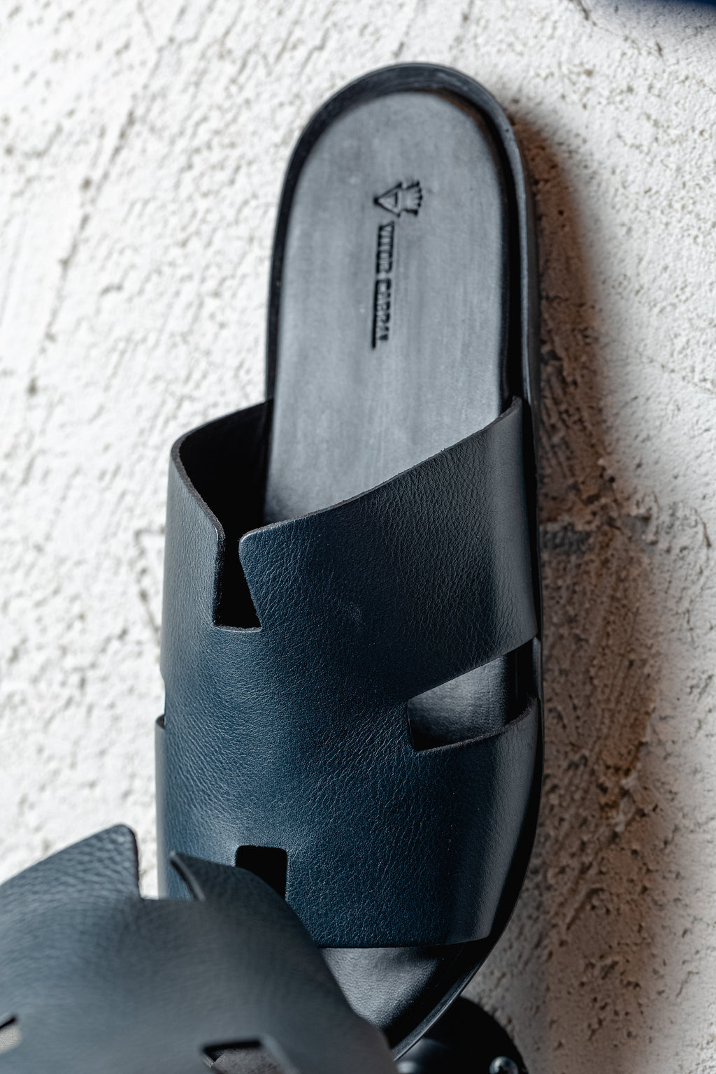 Sandália "H"eit Azul Marinho