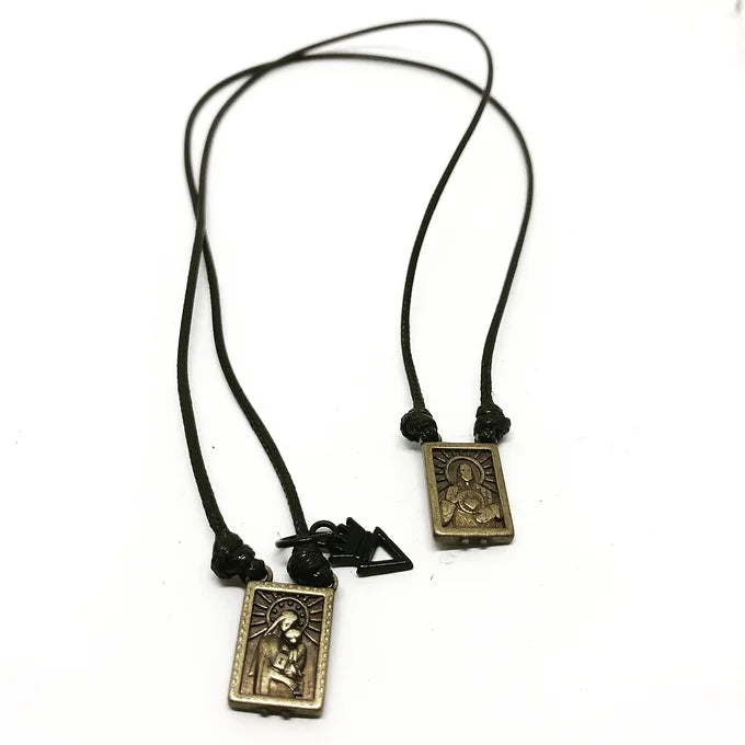 ESCAPULÁRIOS DE CORDÃO